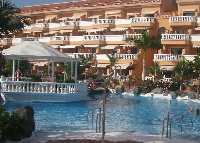 אתר נופש Tenerife Royal Gardens - 3*